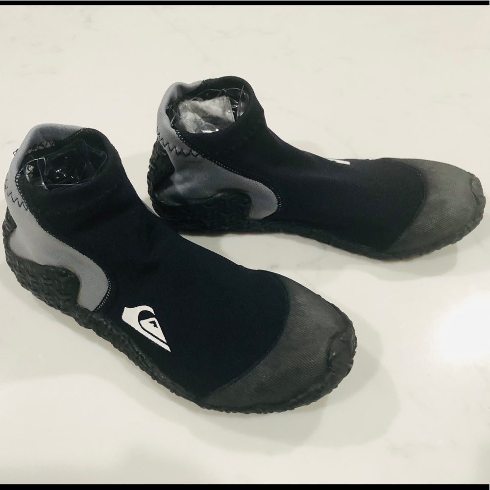 Quiksilver wetsuit booties